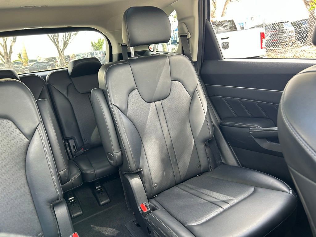 Used 2023 Kia Sorento SX image 15