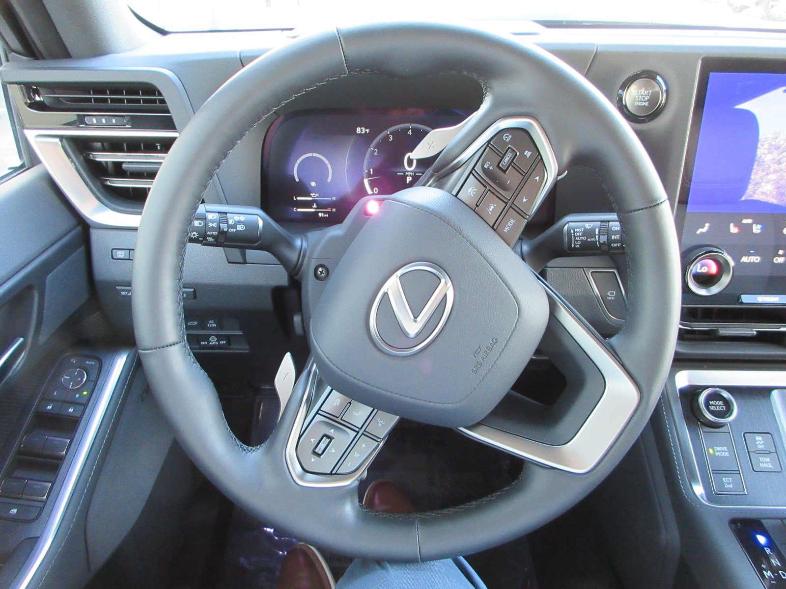 Used 2026 Lexus GX 550 w/ Cold Area Package AWD/4WD image 39