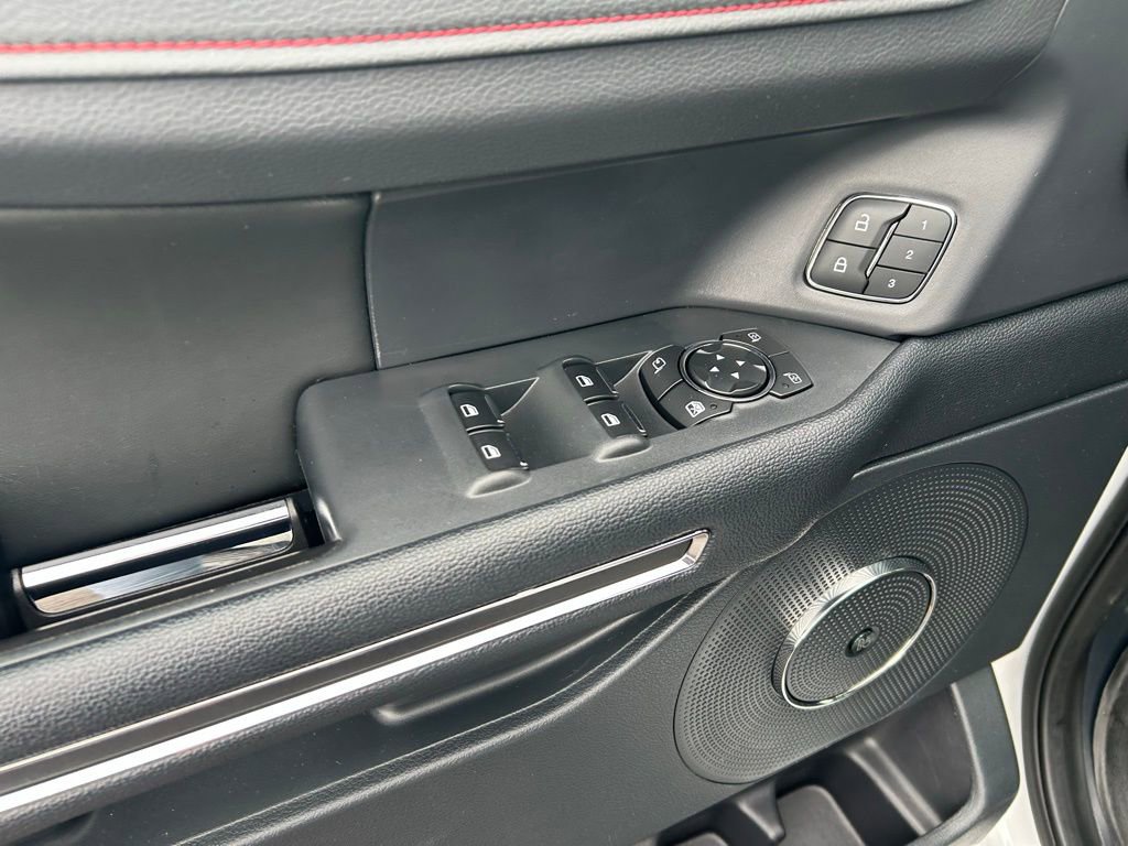 Certified 2022 Ford Expedition Max Limited image 14