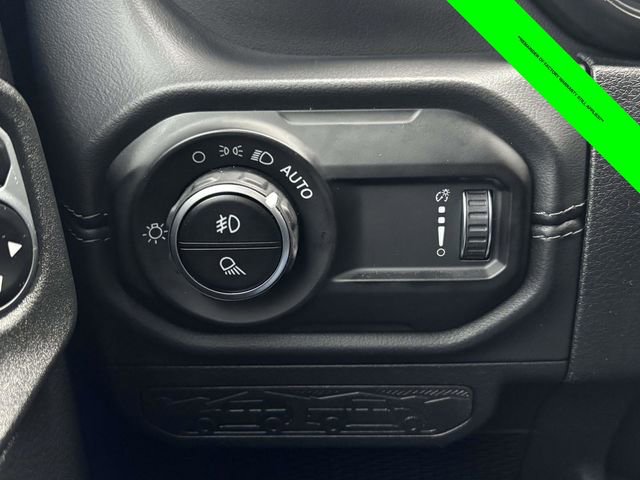 Used 2025 Jeep Gladiator High Tide image 12