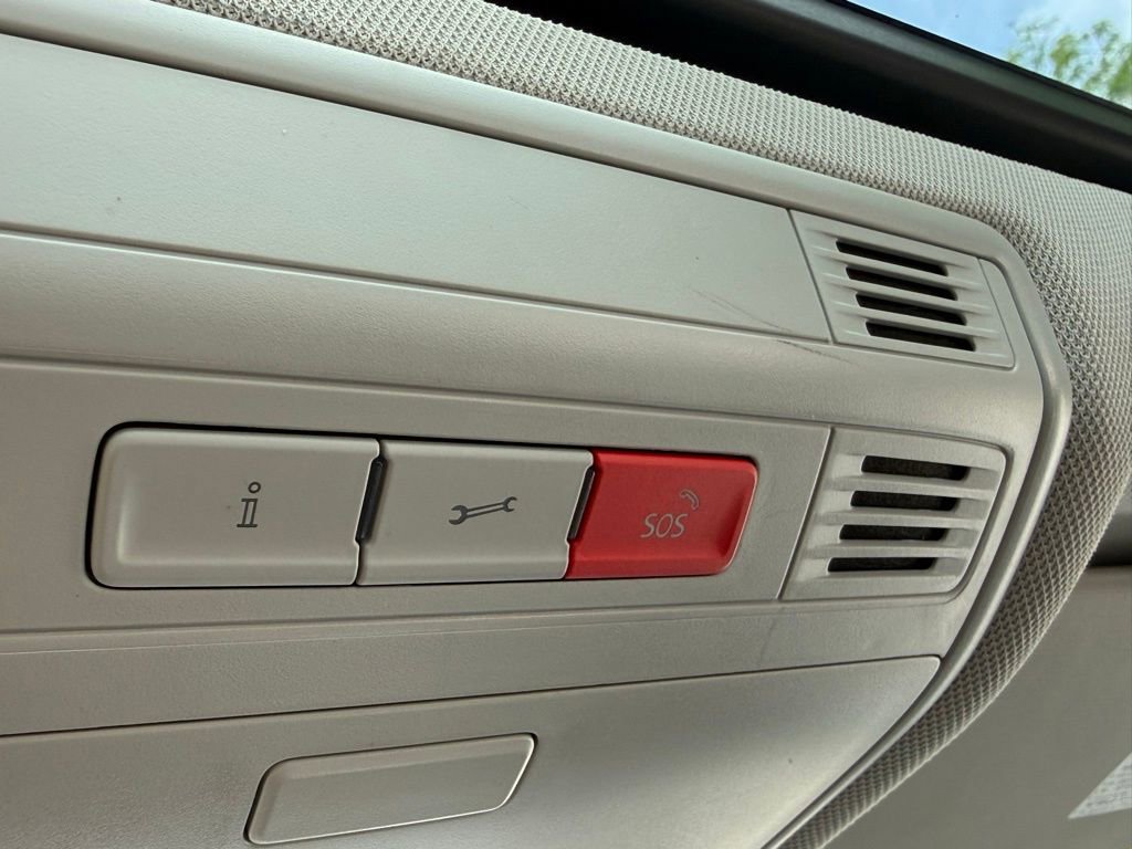 Used 2019 Volkswagen Jetta SEL w/ Cold Weather Package image 52