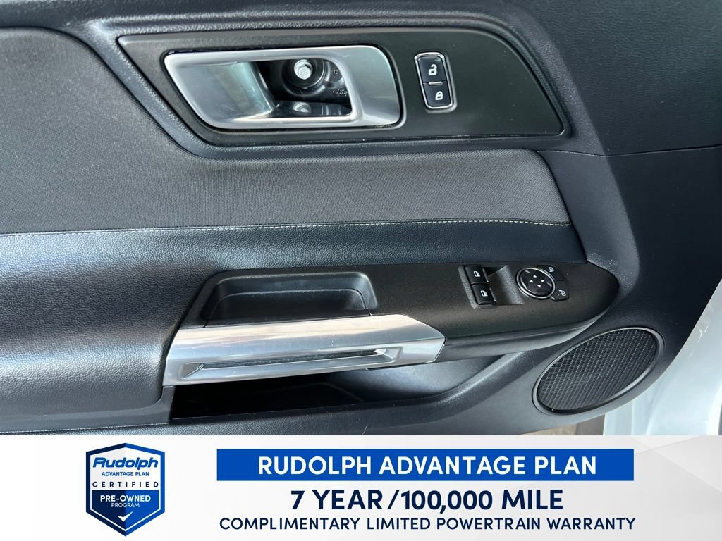 Used 2018 Ford Mustang Coupe RWD image 12