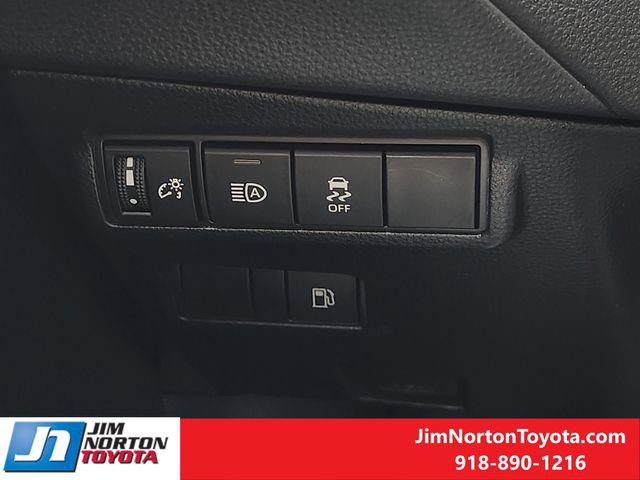 Used 2024 Toyota Corolla Cross AWD Hybrid image 23