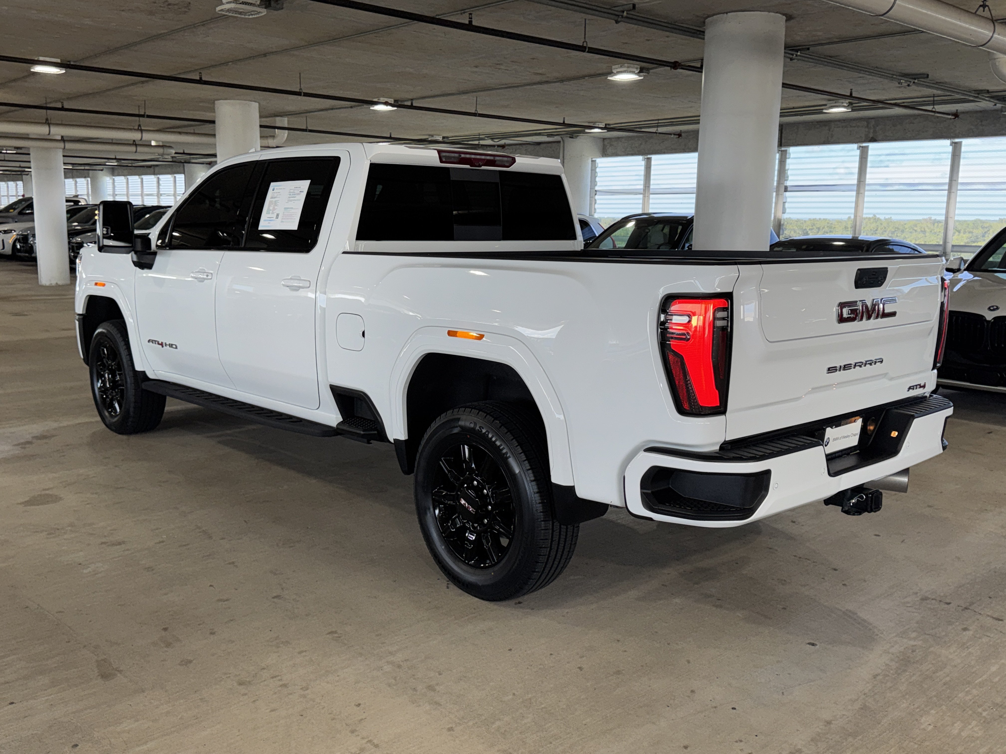 Used 2025 GMC Sierra 2500 AT4 w/ AT4 Premium Plus Package AWD/4WD image 6