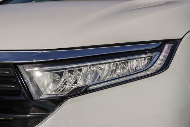 Certified 2024 Honda Odyssey Touring image 12