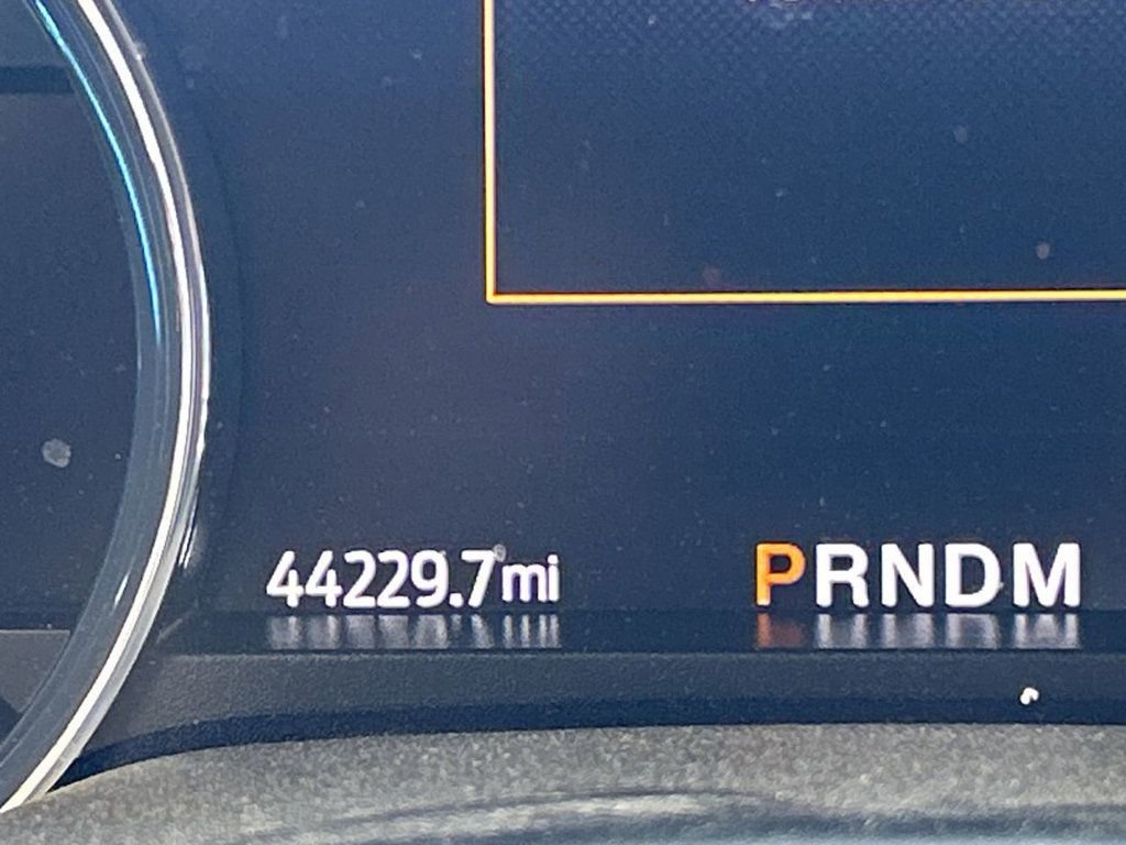 Used 2021 Ford Expedition Limited image 16