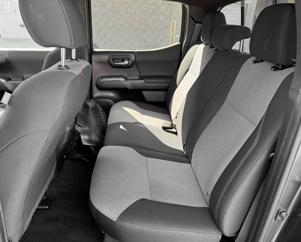 Used 2020 Toyota Tacoma TRD Off-Road image 24