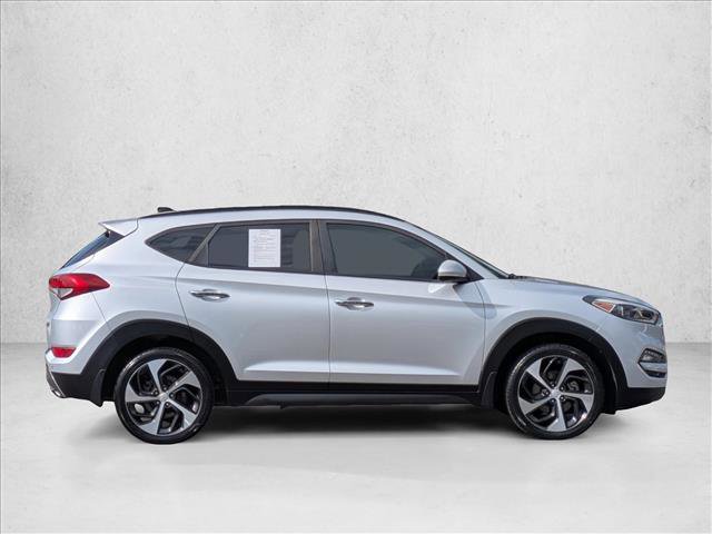 Used 2016 Hyundai Tucson Limited w/ Option Group 03 FWD image 4