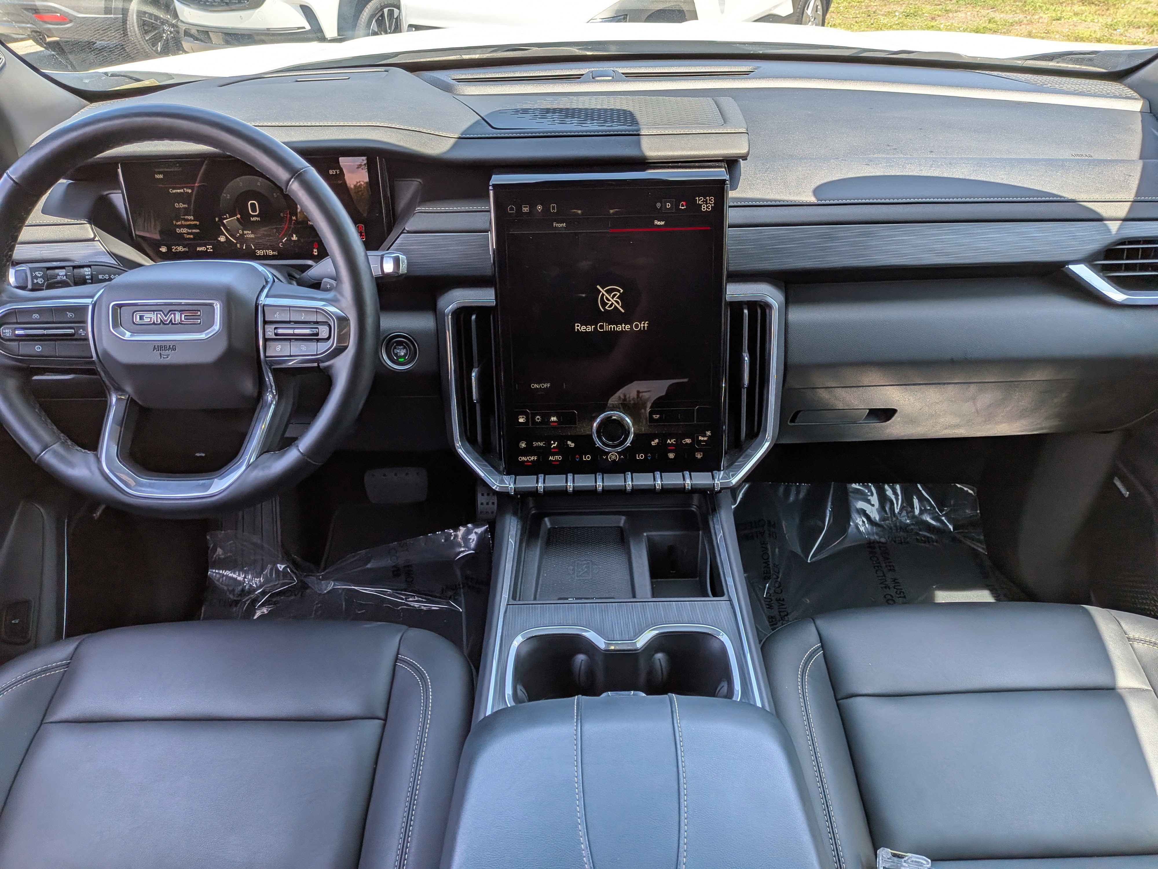 Used 2024 GMC Acadia Elevation AWD/4WD image 17