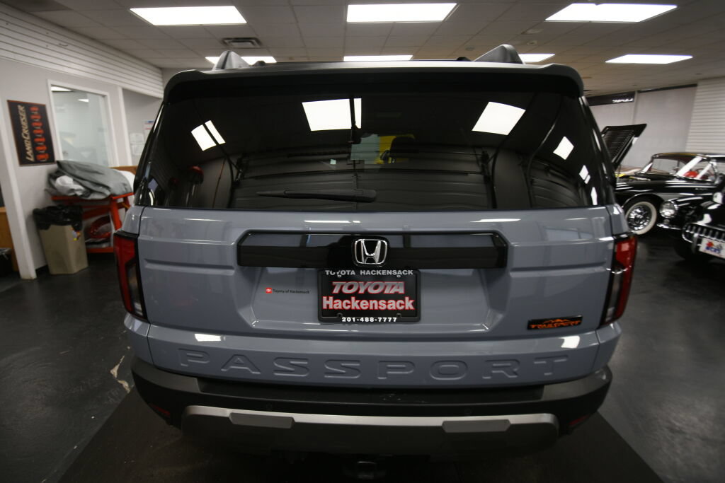 Used 2026 Honda Passport TrailSport image 7