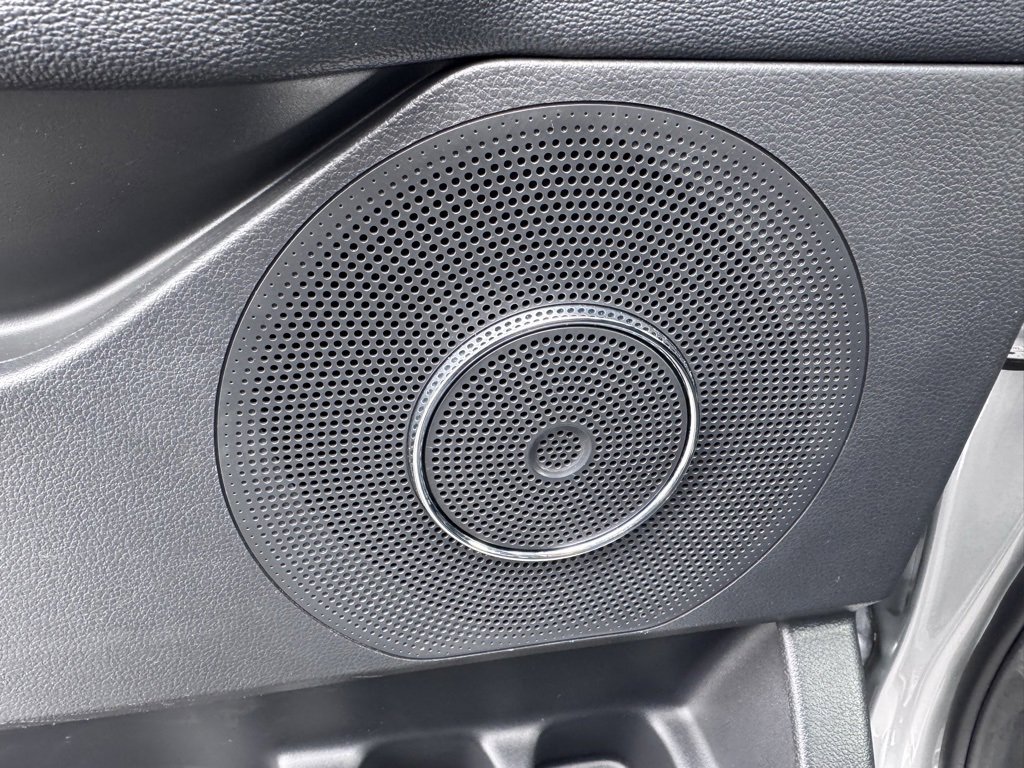 Used 2024 Ford Expedition Max XLT image 24