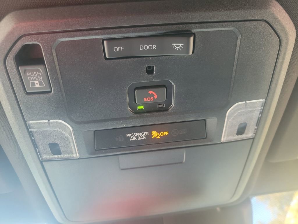 Certified 2025 Toyota Tacoma SR5 image 40