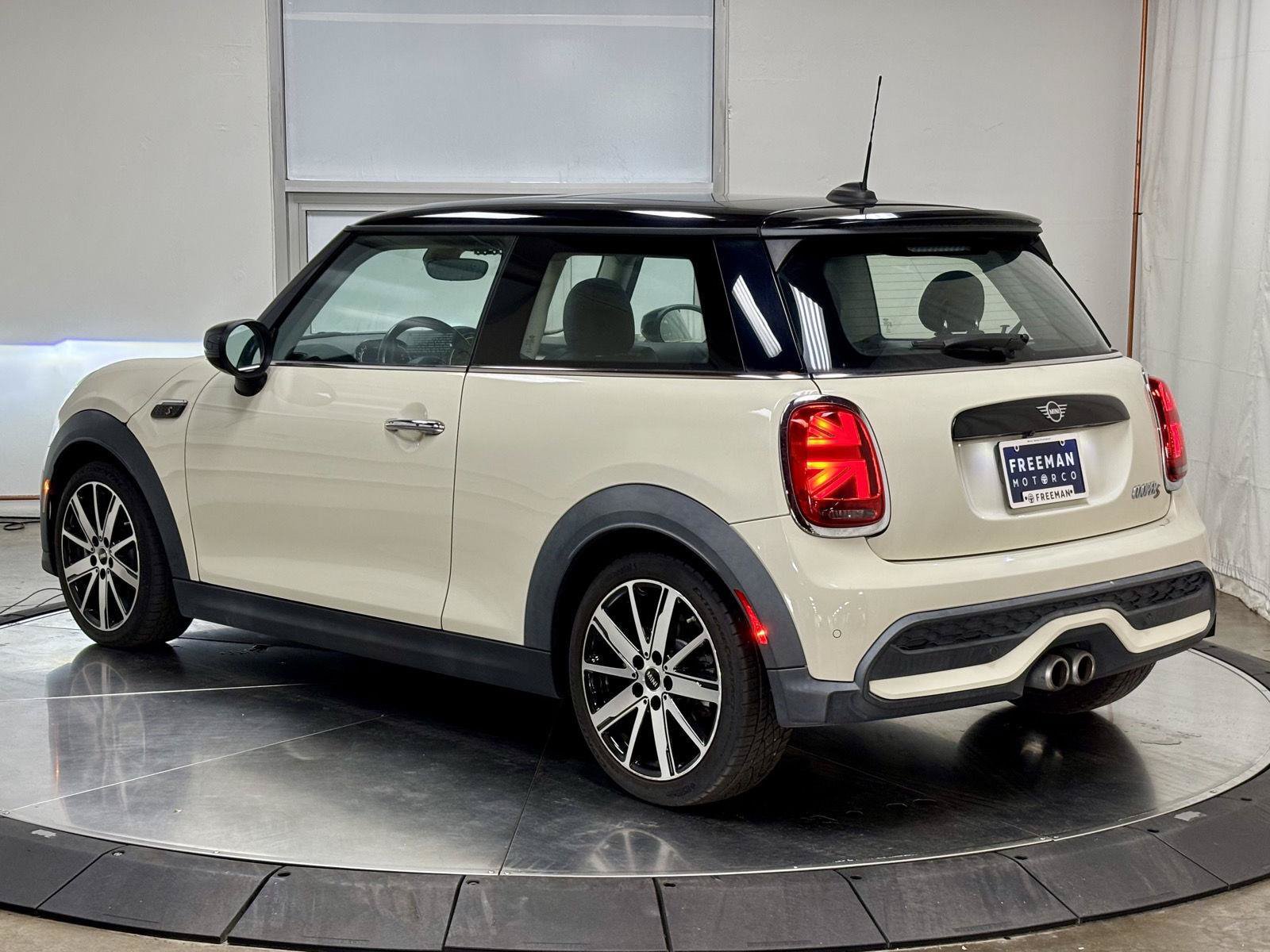 Used 2022 MINI Cooper S FWD image 7