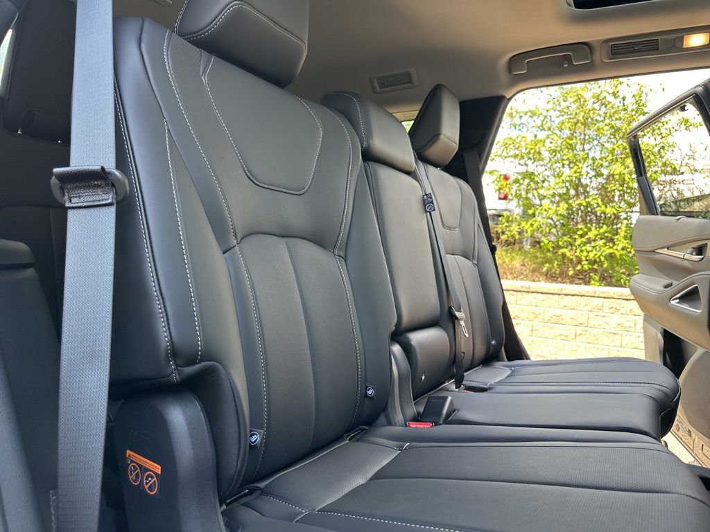 New 2026 INFINITI QX60 Luxe w/ Cargo Package AWD/4WD image 22