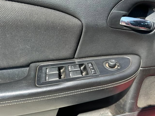 Used 2013 Dodge Avenger SXT FWD image 4