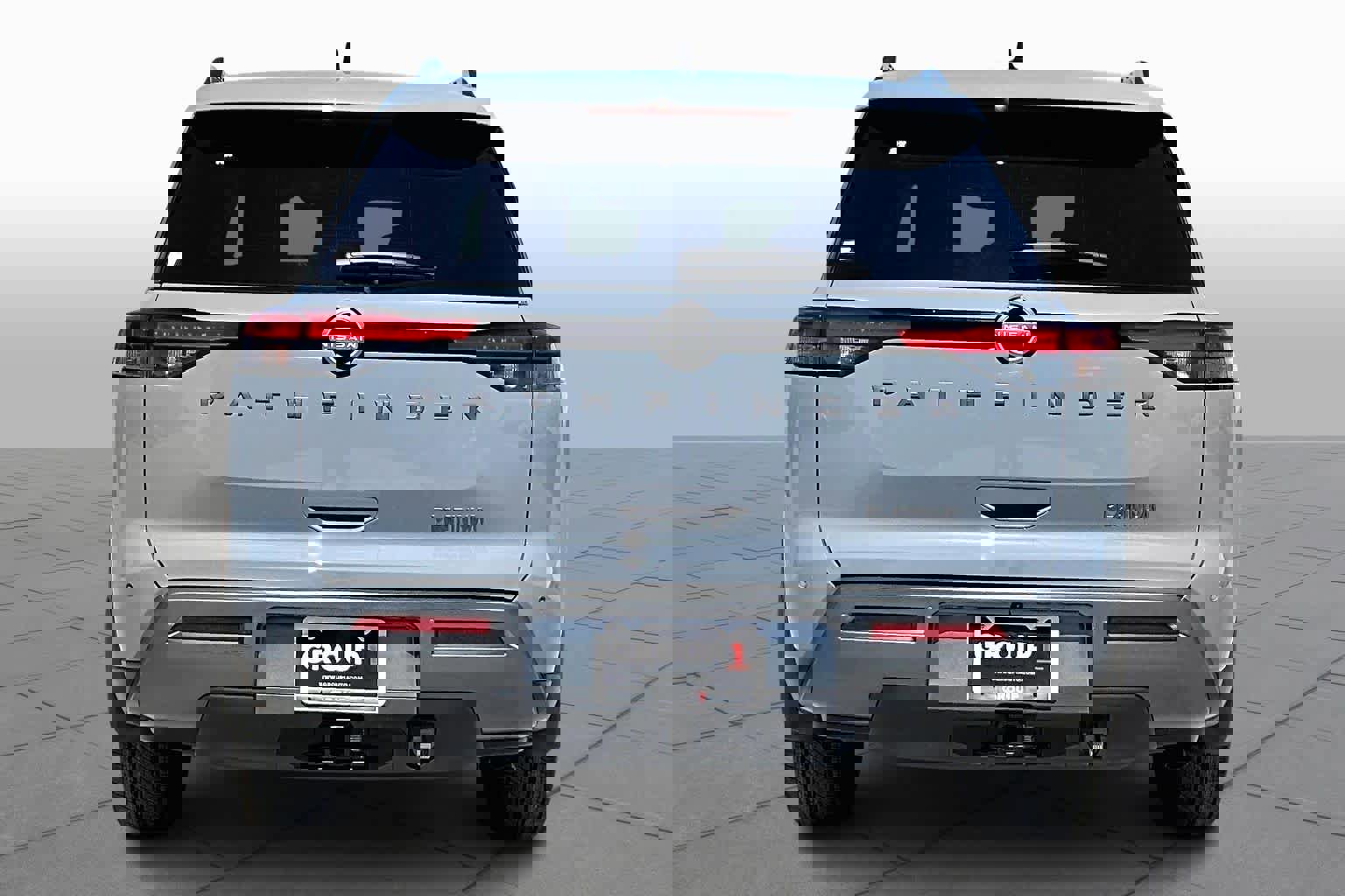 New 2026 Nissan Pathfinder Platinum image 4