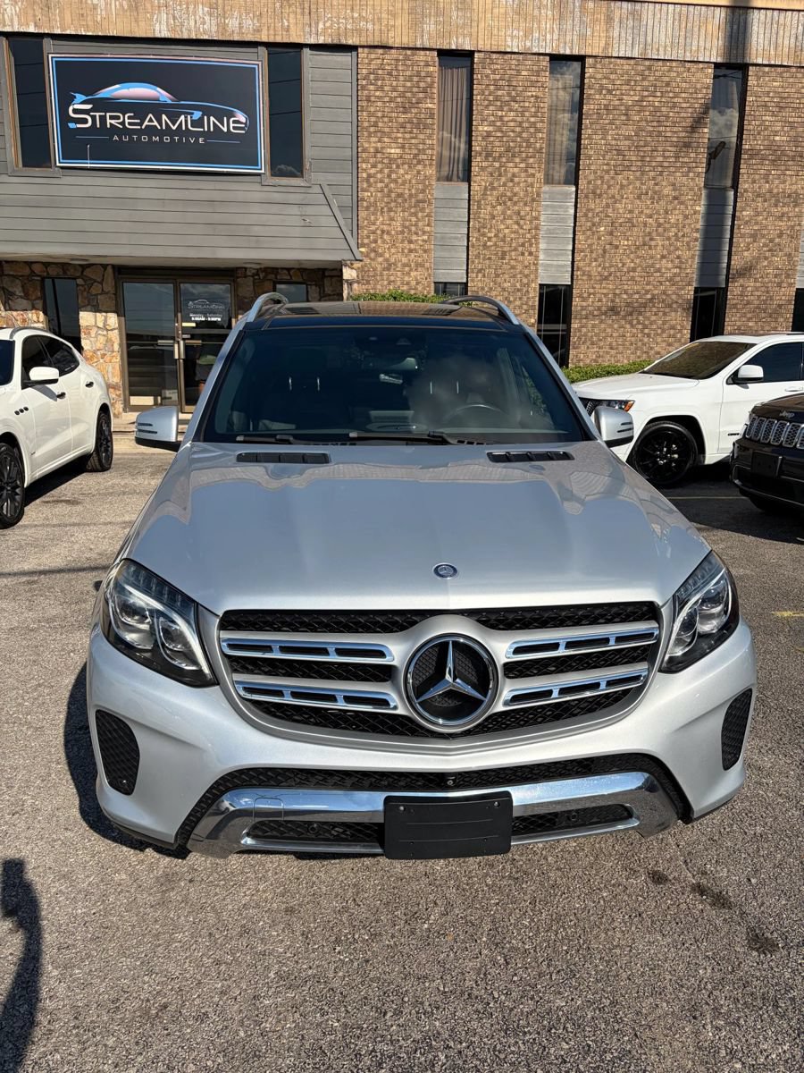 Used 2017 Mercedes-Benz GLS 450 4MATIC image 2