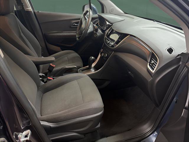 Used 2018 Chevrolet Trax LS image 14