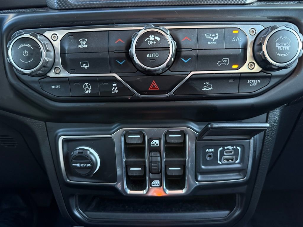 Used 2021 Jeep Wrangler Unlimited Sport image 27