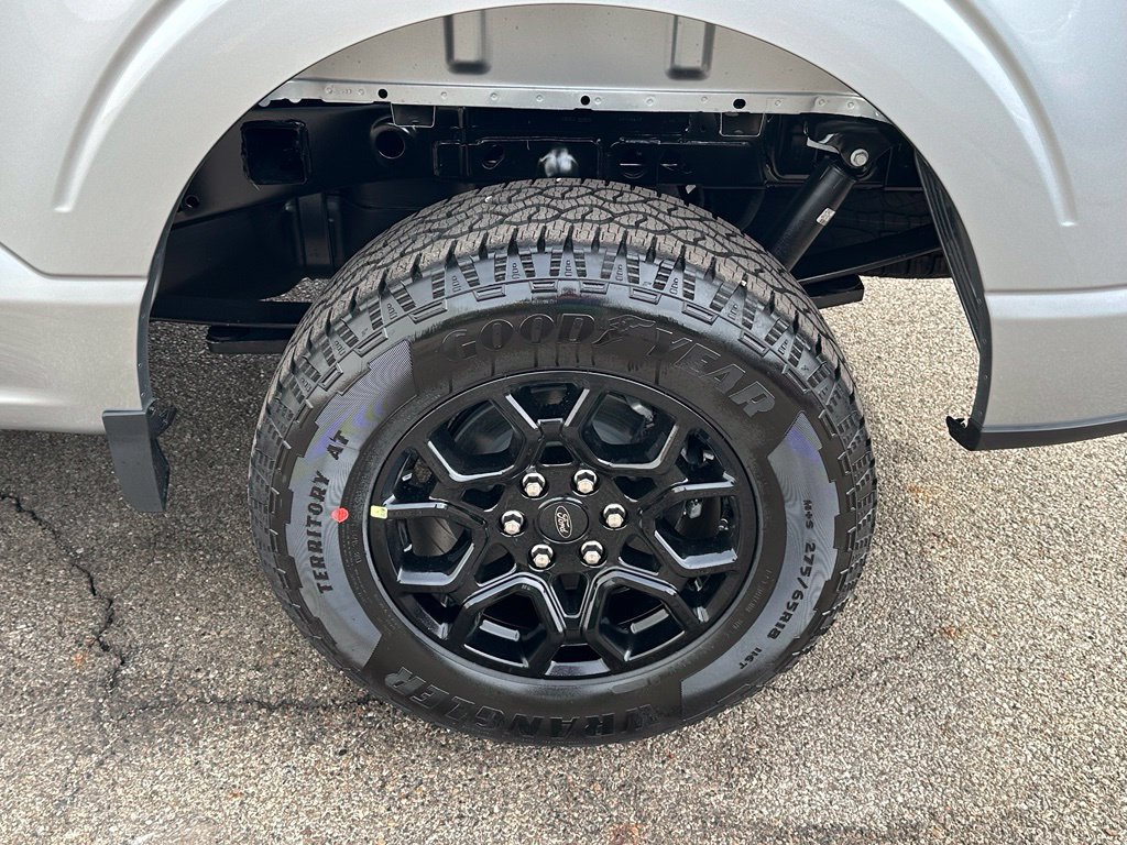 New 2026 Ford F150 XLT w/ XLT Black Appearance Package AWD/4WD image 6