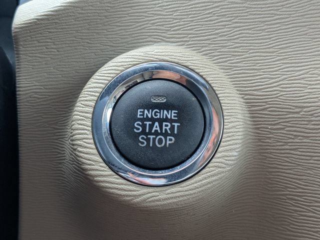 Used 2013 Toyota Venza XLE w/ XLE Premium Pkg FWD image 27