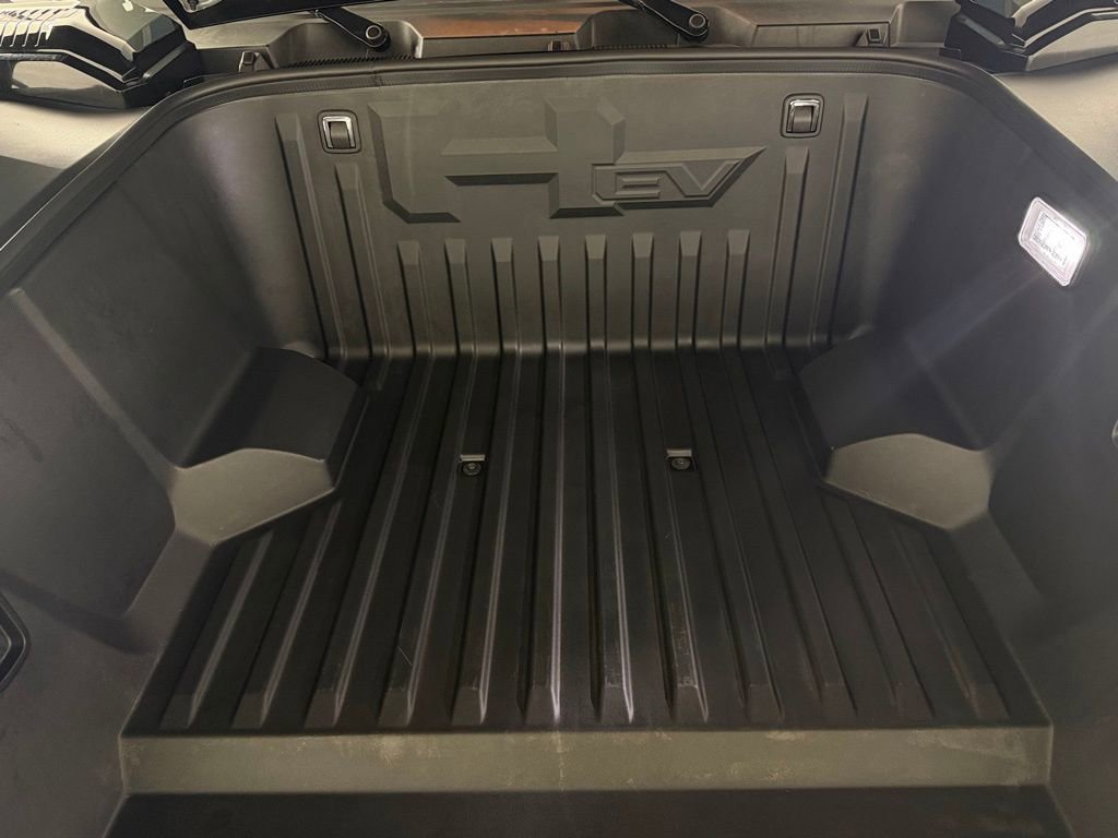 Used 2025 GMC Hummer EV 2X image 34
