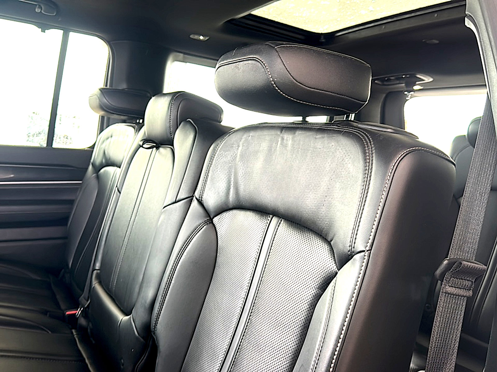 Used 2022 Jeep Wagoneer Series I w/ Convenience Group I RWD image 20