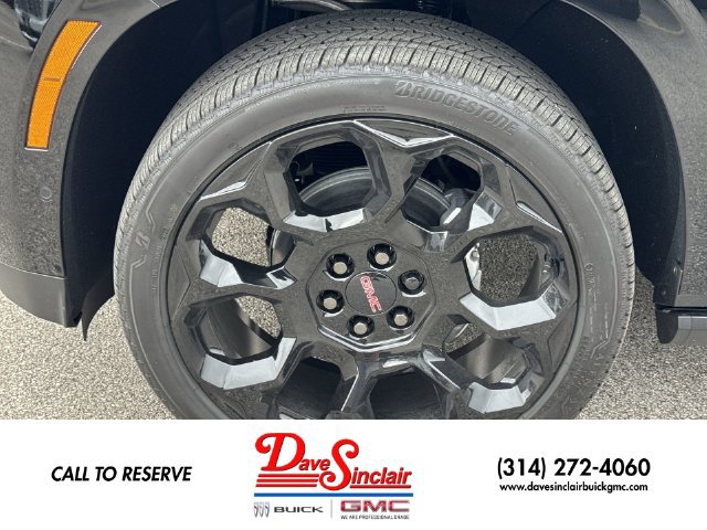 New 2026 GMC Yukon Denali Ultimate AWD/4WD image 10