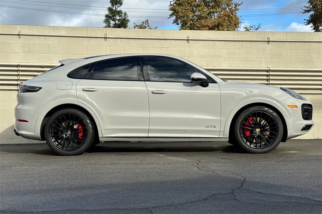 Used 2021 Porsche Cayenne GTS image 6