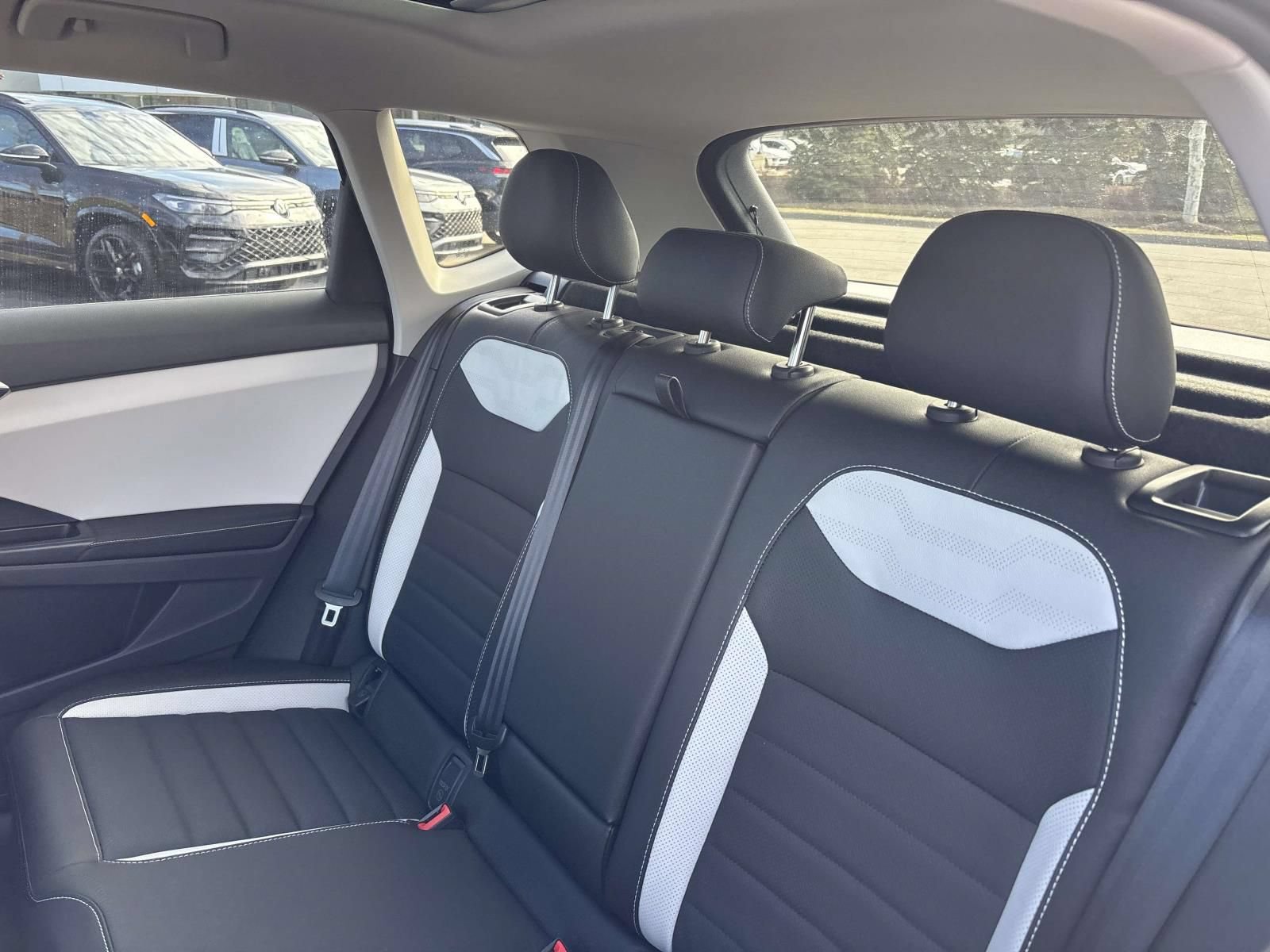 New 2026 Volkswagen Taos SEL AWD/4WD image 26