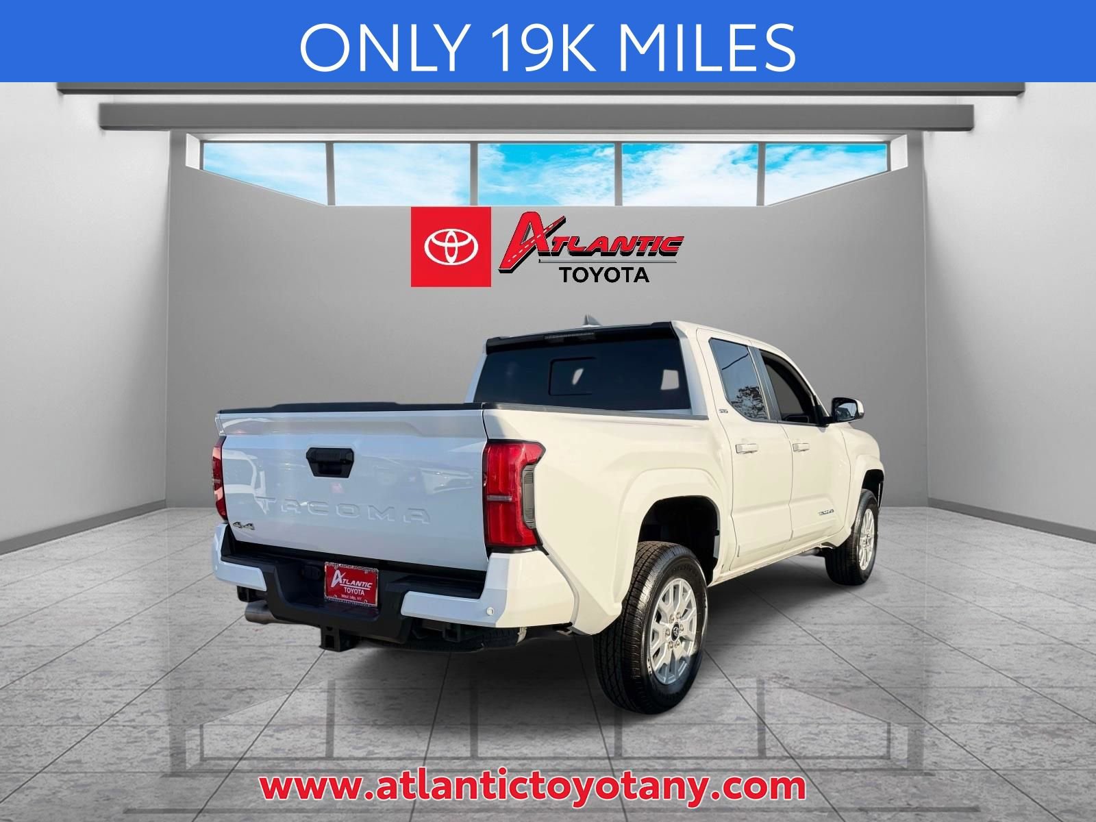 Used 2024 Toyota Tacoma SR5 image 5