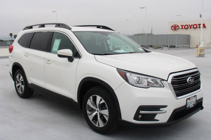 Used 2020 Subaru Ascent Premium w/ Convenience Package AWD/4WD image 2