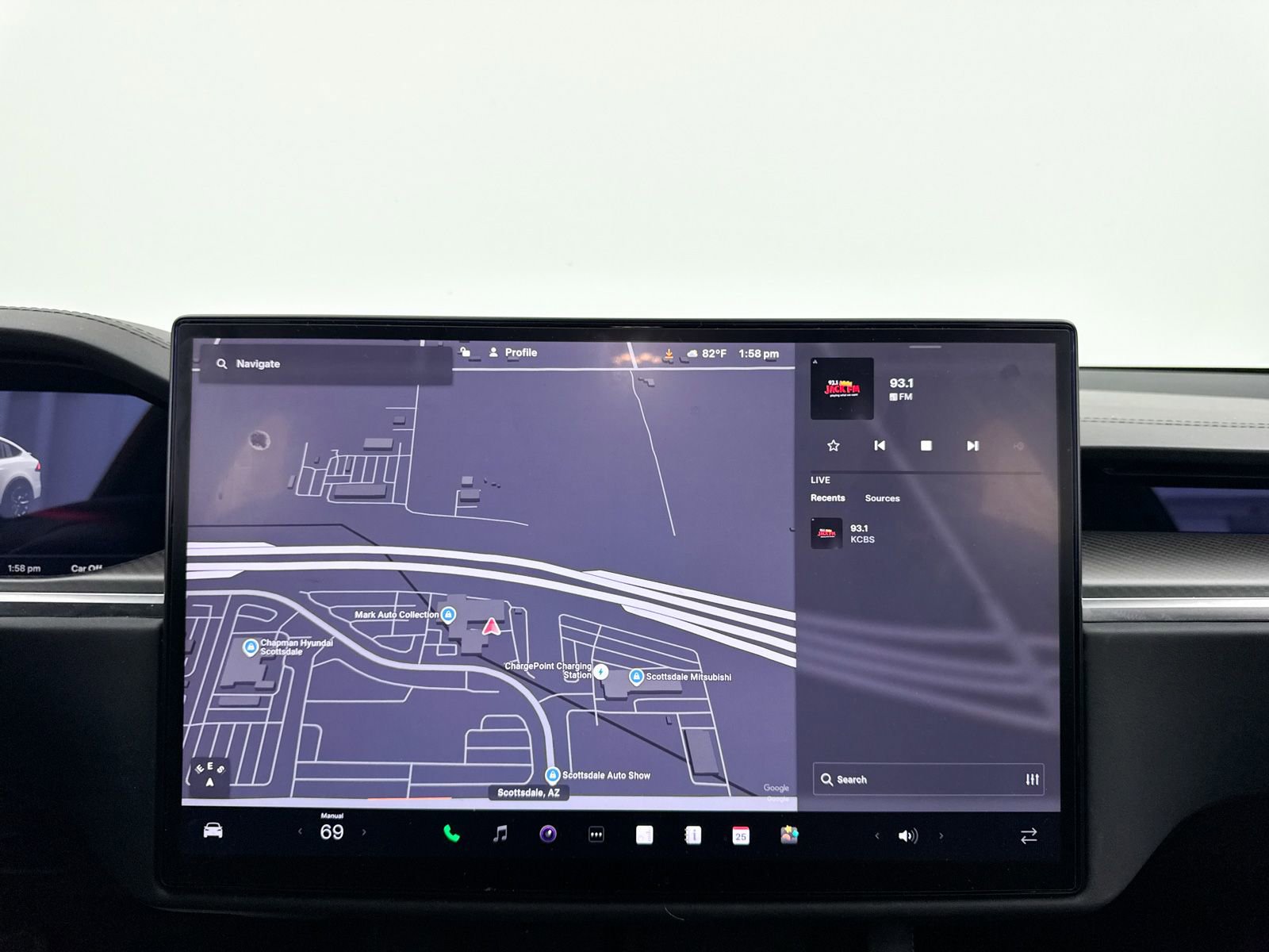 Used 2022 Tesla Model X Plaid AWD/4WD image 14