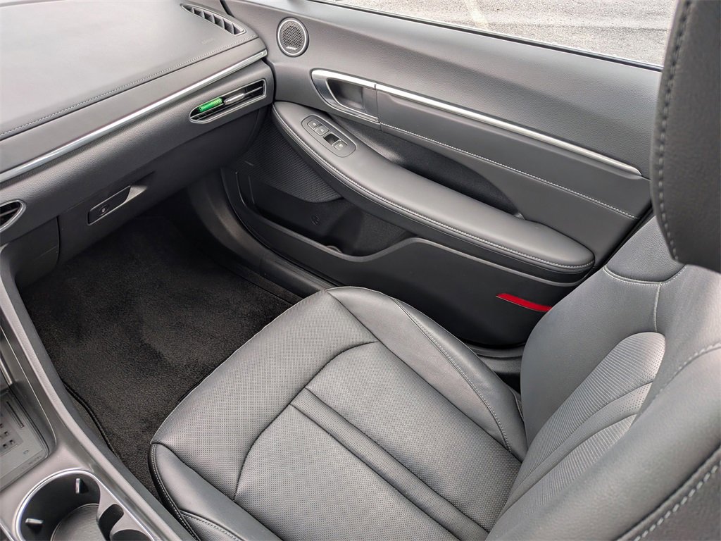 Used 2023 Hyundai Sonata Limited image 14