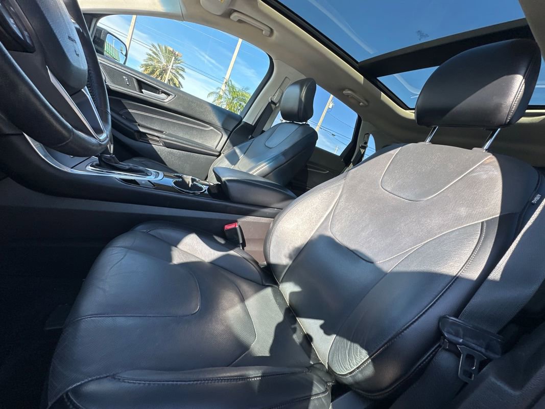 Used 2018 Ford Edge Titanium w/ Equipment Group 301A image 15