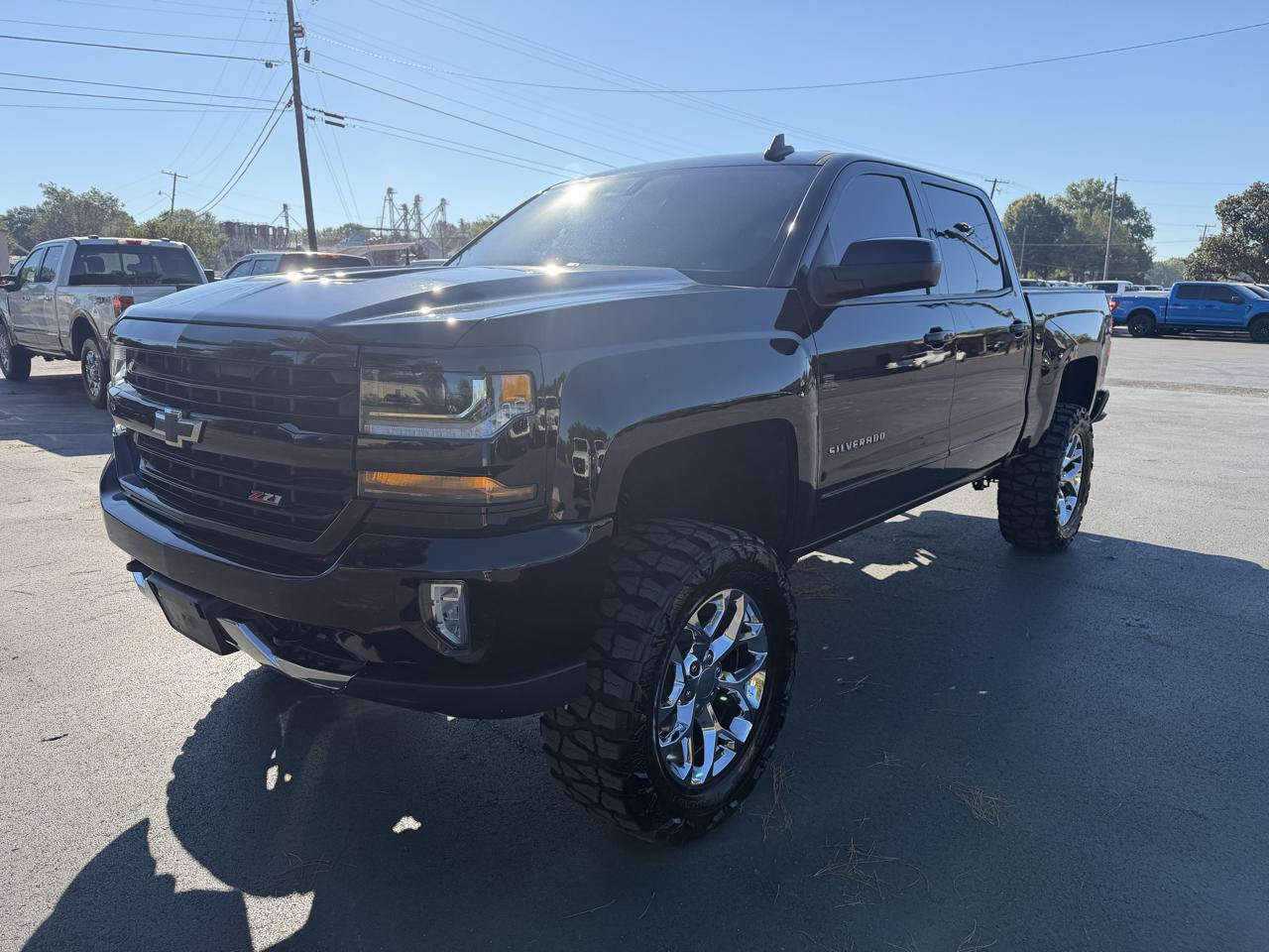 Used 2018 Chevrolet Silverado 1500 LT w/ All Star Edition AWD/4WD image 8