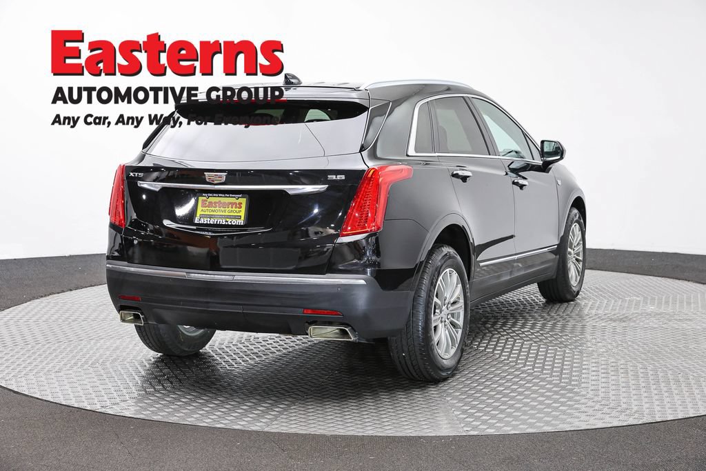 Used 2018 Cadillac XT5 Luxury w/ Driver Awareness Package AWD/4WD image 5