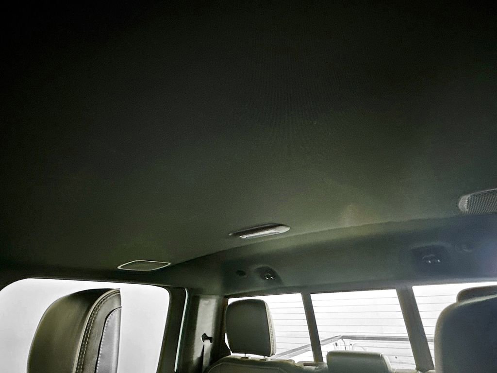 Used 2024 RAM 2500 Laramie w/ Sport Appearance Package image 21