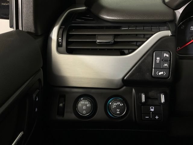 Used 2020 GMC Yukon SLT w/ Open Road Package AWD/4WD image 19
