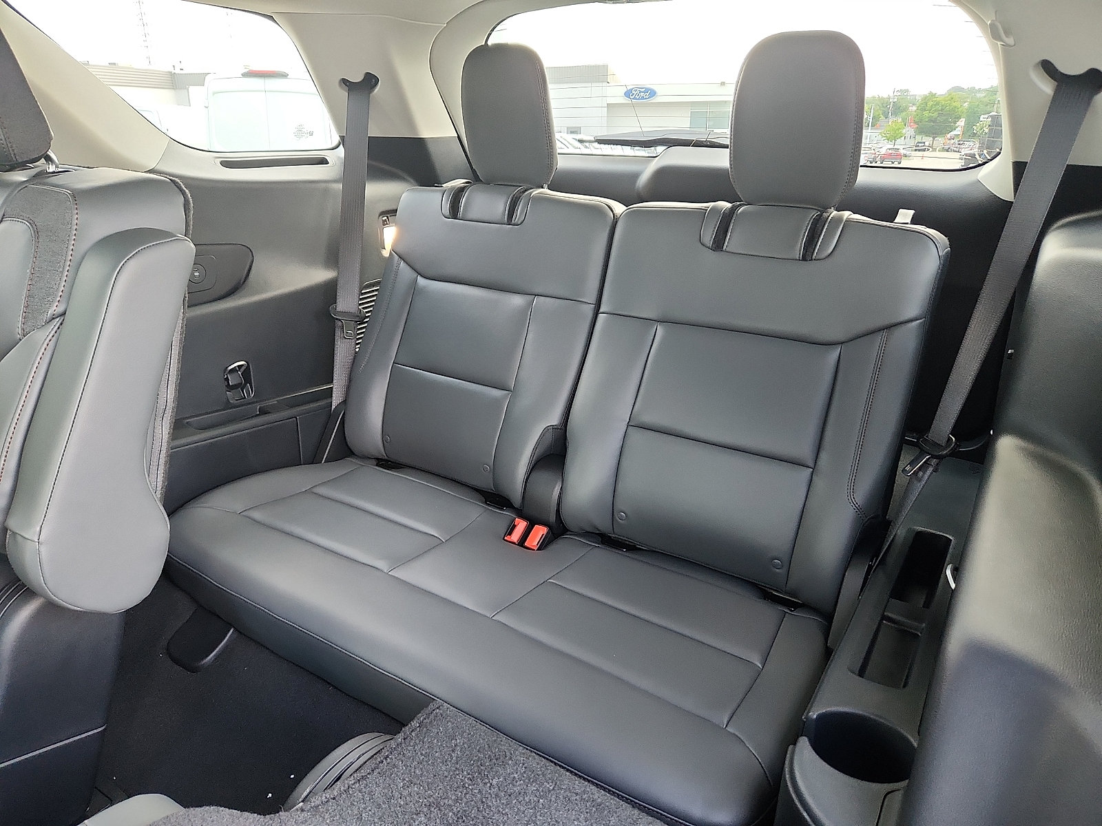 New 2026 Ford Explorer Active w/ Active Comfort Package AWD/4WD image 7