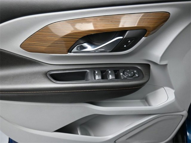 Used 2020 GMC Terrain SLE image 13