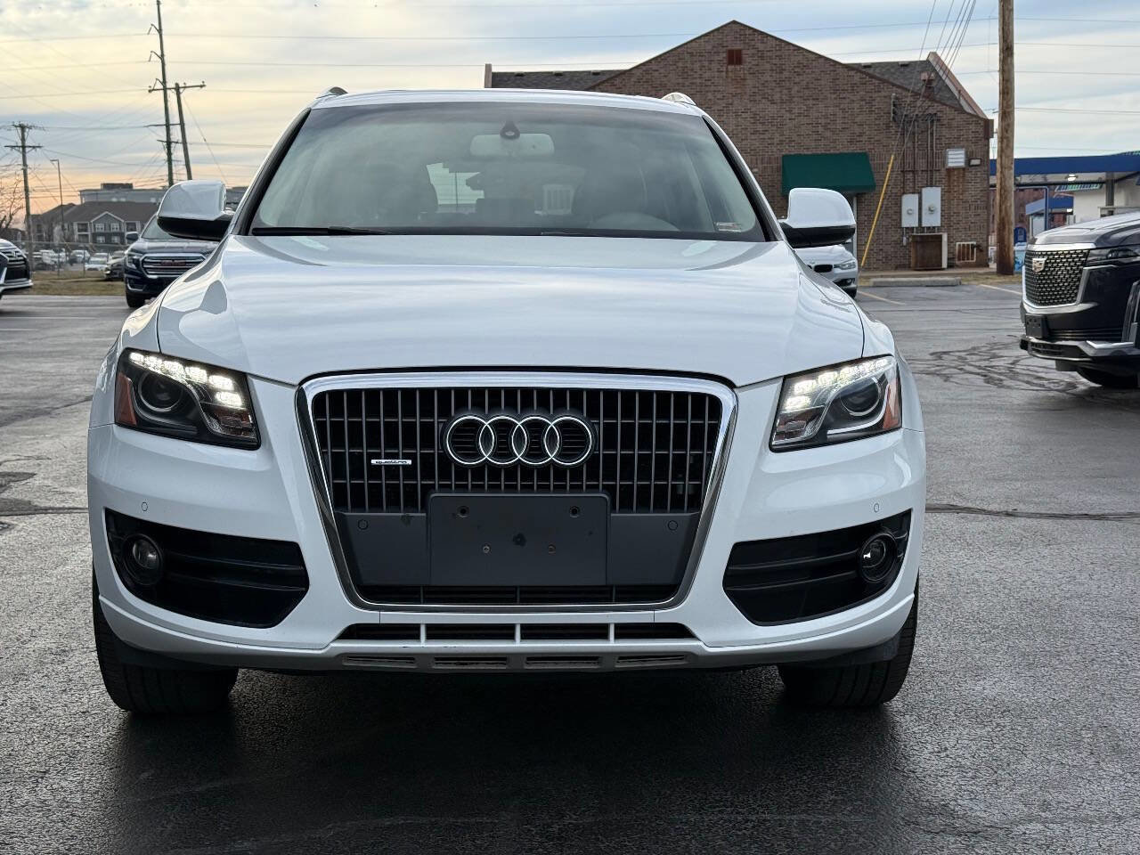 Used 2011 Audi Q5 2.0T Premium Plus image 2