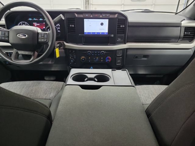 Used 2023 Ford F250 XLT w/ FX4 Off-Road Package AWD/4WD image 15