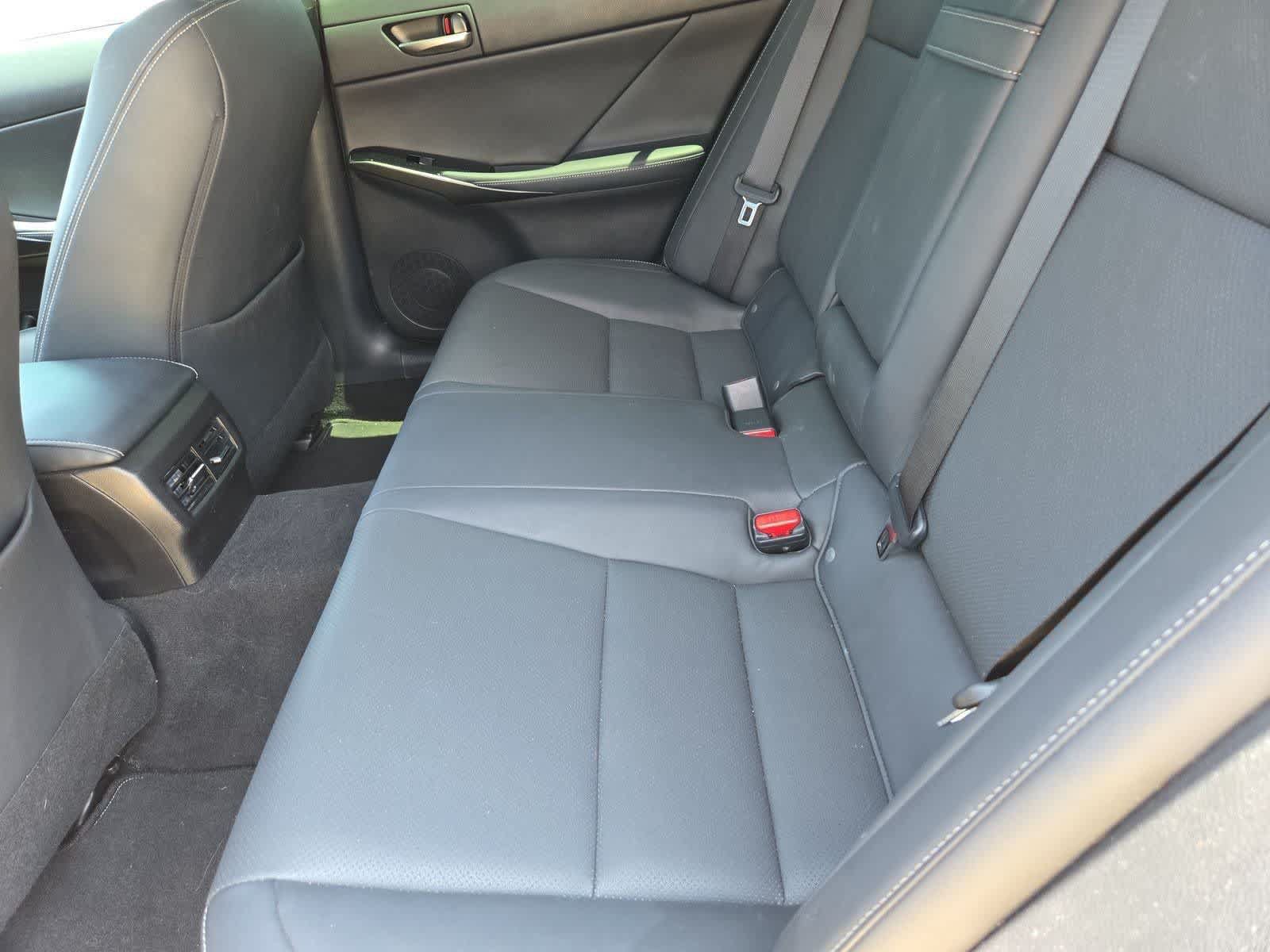 Used 2021 Lexus IS 300 w/ Comfort Package RWD image 18