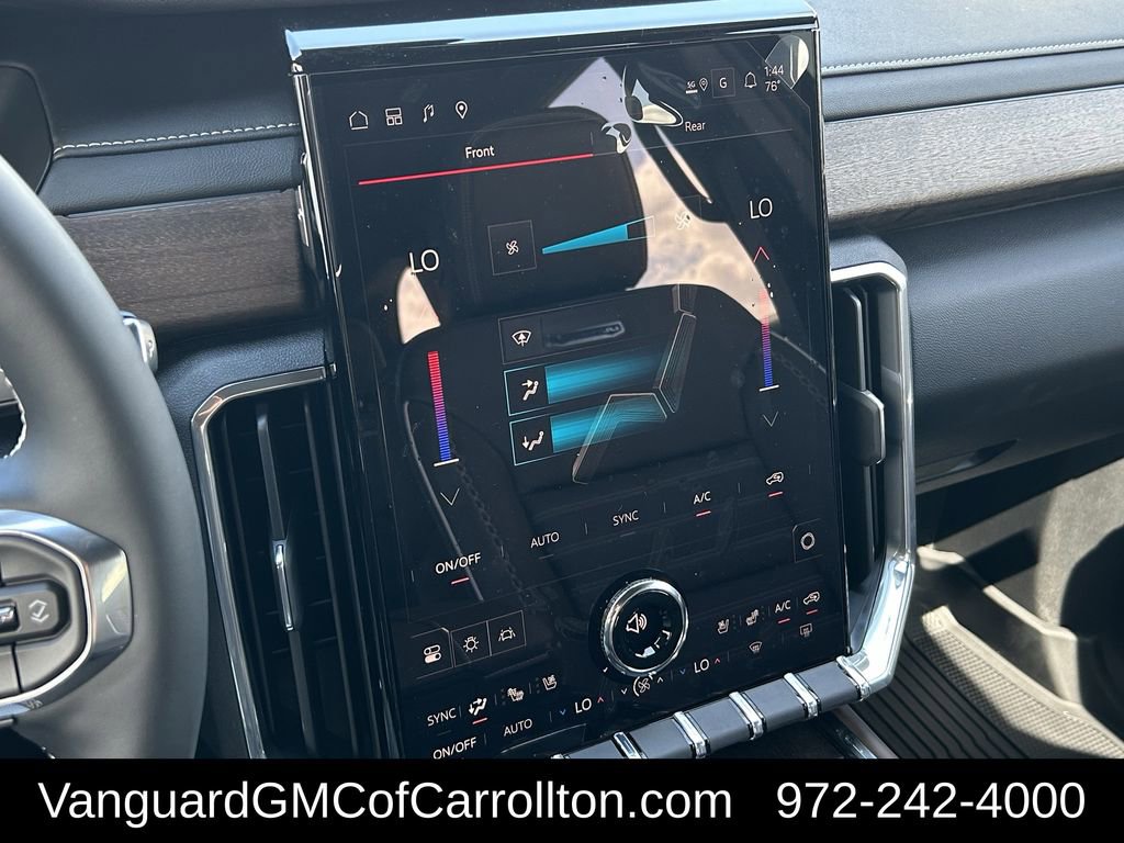 New 2026 GMC Acadia Denali Ultimate w/ LPO, Floor Liner Package image 17