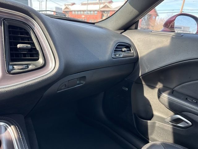 Certified 2018 Dodge Challenger SXT Plus image 10