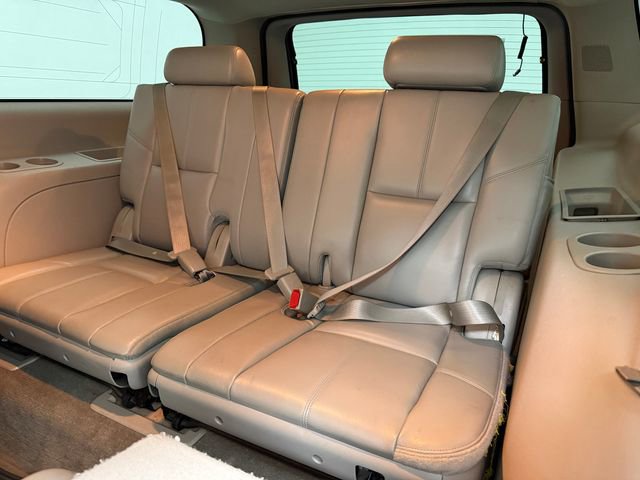 Used 2011 Chevrolet Suburban LT image 11