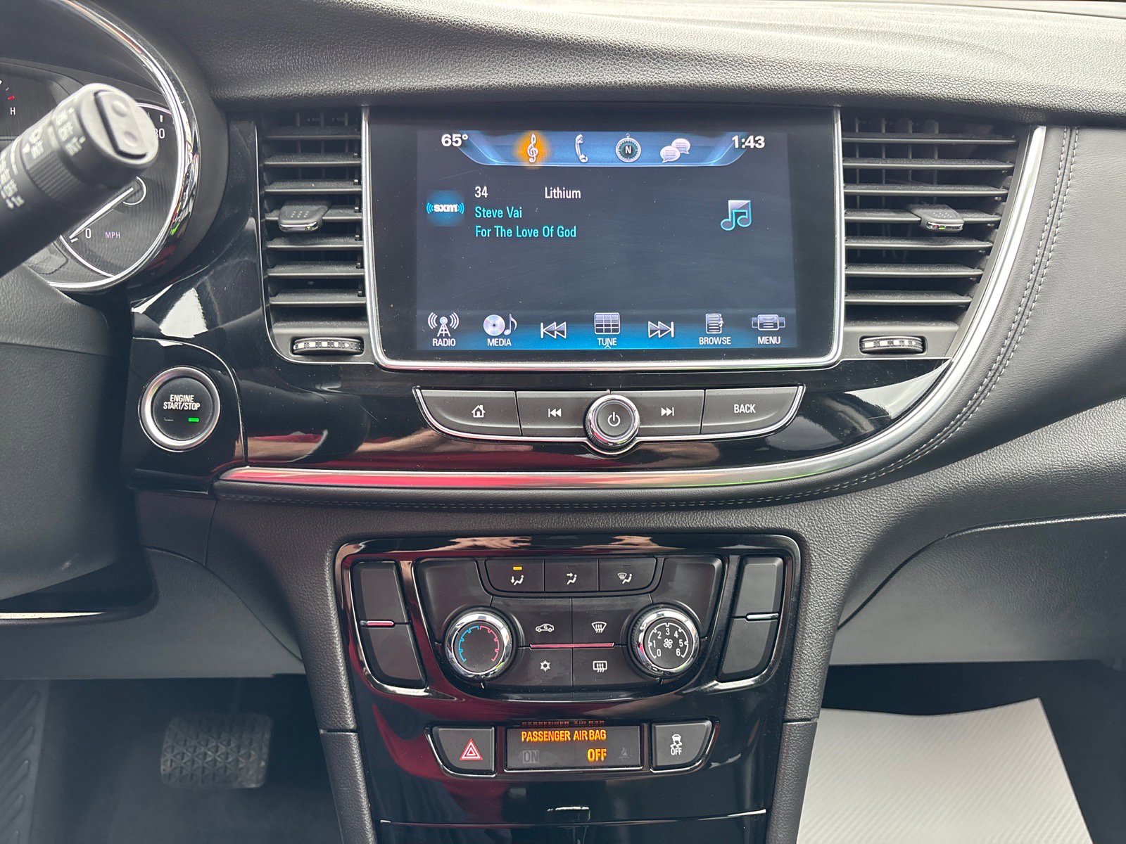 Used 2018 Buick Encore Sport Touring w/ Safety Package AWD/4WD image 26