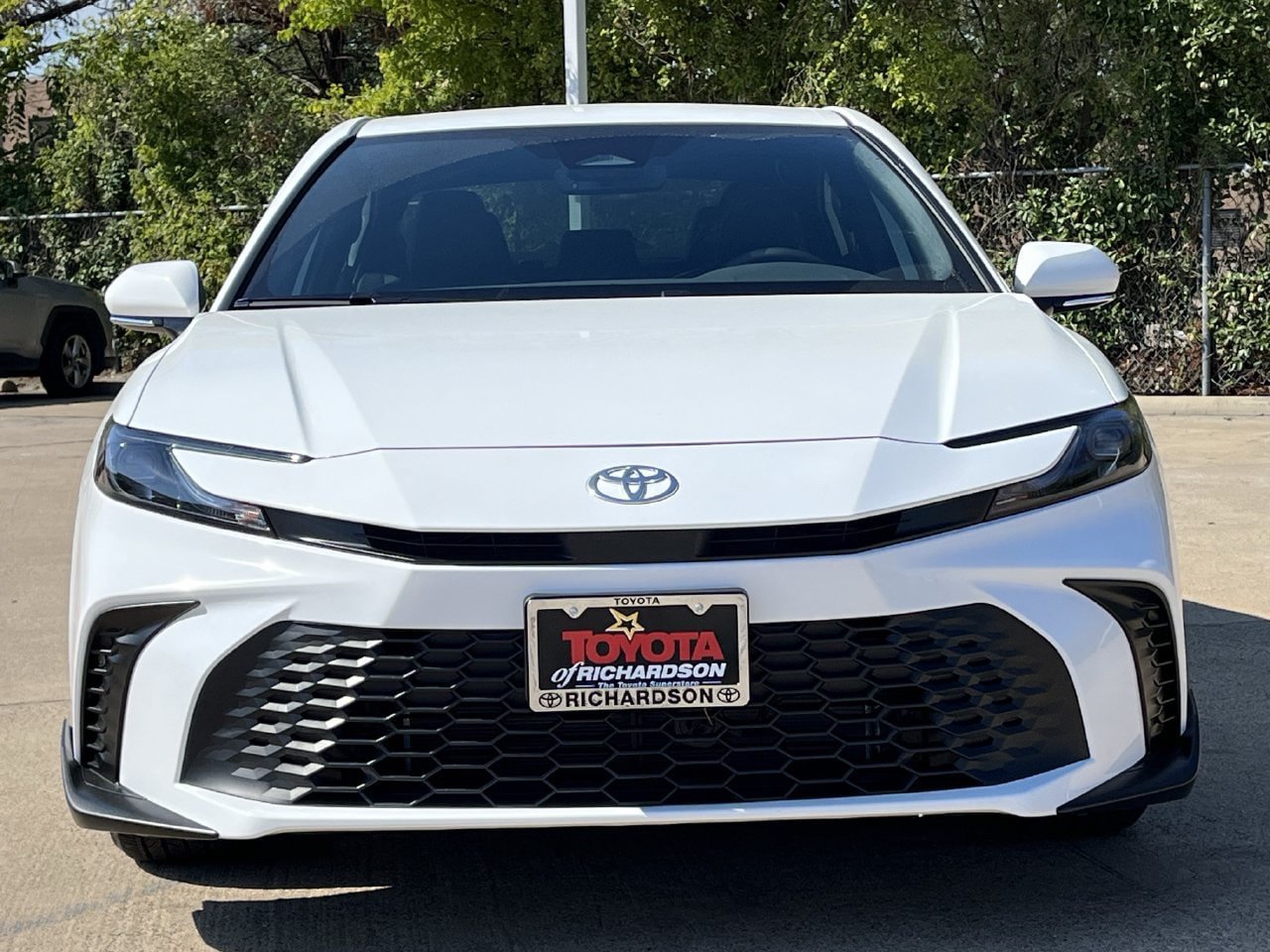 Used 2026 Toyota Camry SE w/ Convenience Package FWD image 7
