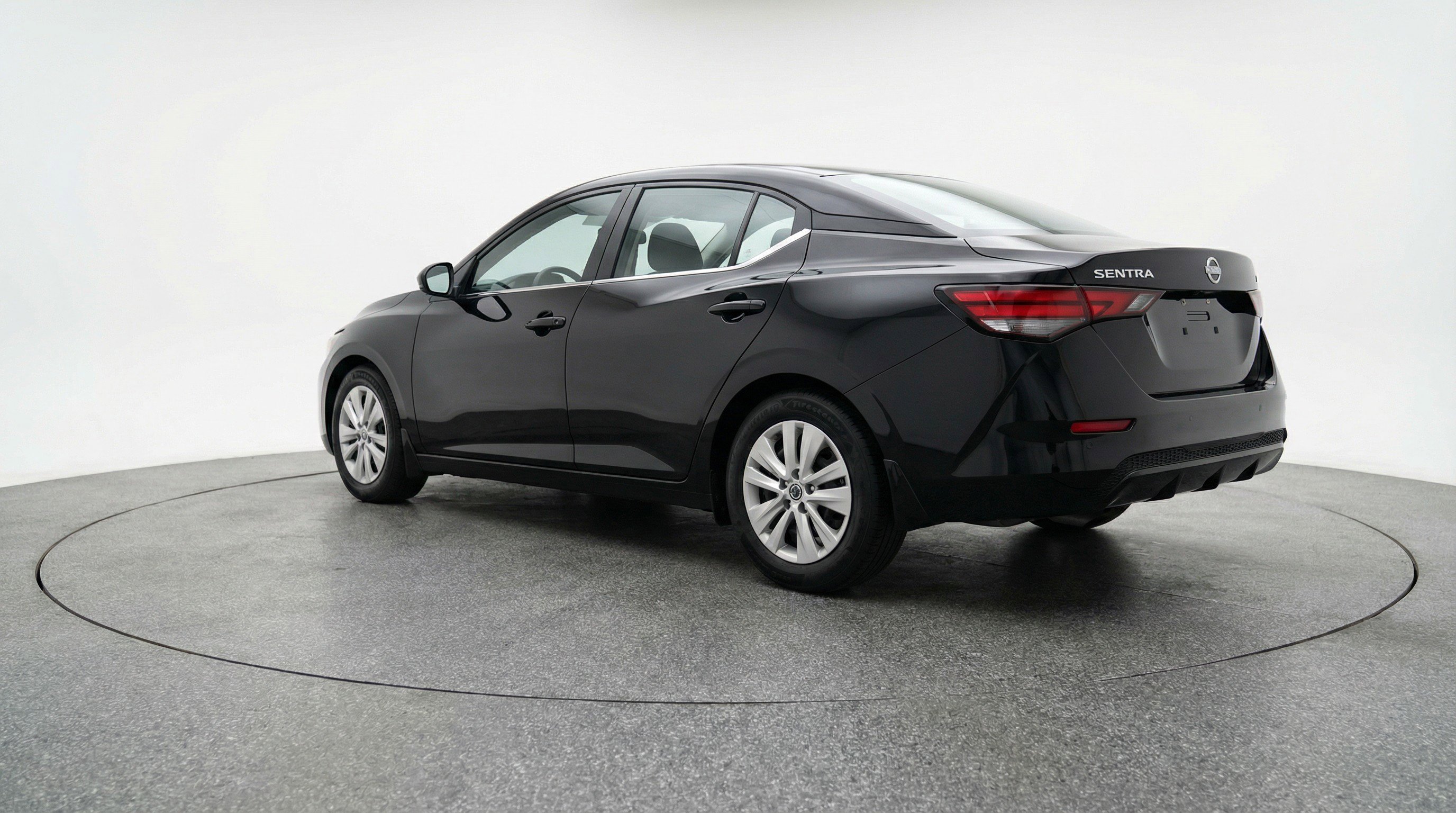 Used 2025 Nissan Sentra S FWD image 6